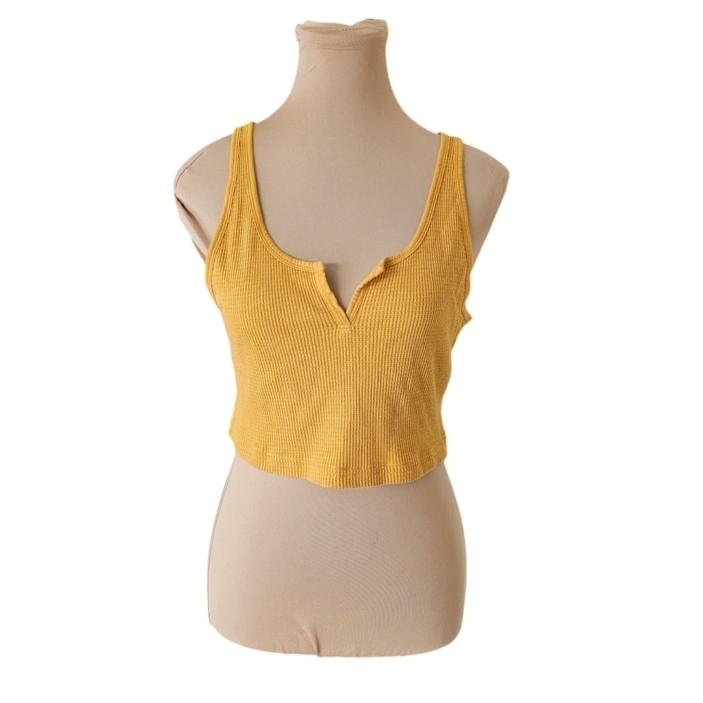 Aritzia TNA Yellow Sleeveless Crop V Neck Tank Top Sz L